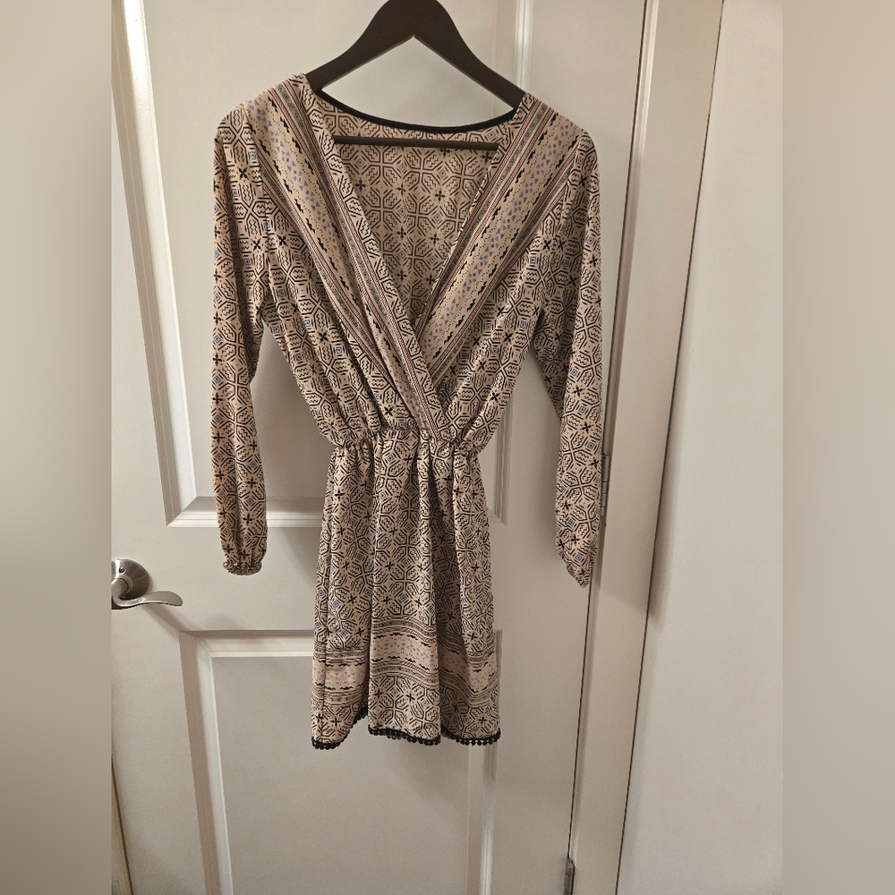 Patterned Long Sleeve Dress